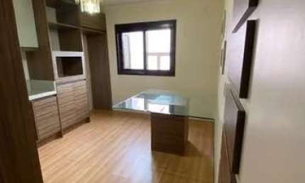 Casa com 3 quartos à venda na Rua Luiz Lavratti, 327, São Caetano, Caxias do Sul por R$ 650.000