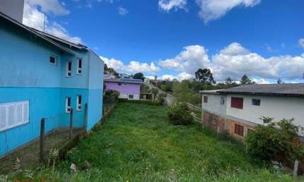 Terreno à venda na Rua Pain Filho, São José, Farroupilha por R$ 149.000