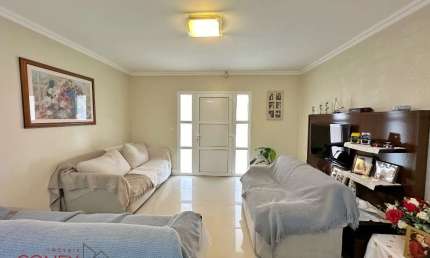 Casa com 3 quartos à venda na Cristiano Antônio Frederico Fetterr, 599, Bela Vista, Farroupilha por R$ 725.000