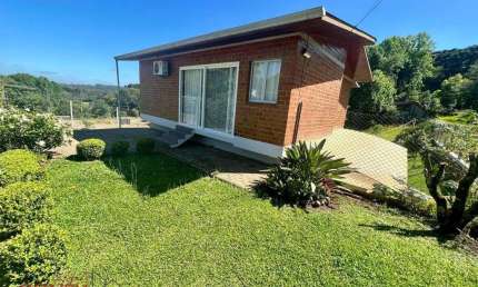 Casa em condomínio fechado com 4 quartos à venda na Desvio Blauth, 10, Nova Sardenha (Distrito), Farroupilha por R$ 675.000