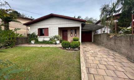 Casa em condomínio fechado com 3 quartos à venda na Domênico Fin, 540, São Roque, Farroupilha por R$ 580.000