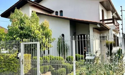 Casa com 4 quartos à venda na João Pola, 515, Rio Branco, Caxias do Sul por R$ 1.050.000