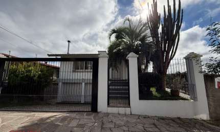 Casa com 4 quartos à venda na Rua José de Carli, 531, Universitário, Caxias do Sul por R$ 1.200.000