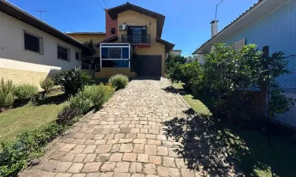 Casa com 4 quartos à venda no Planalto, Farroupilha , 163 m2 por R$ 745.000