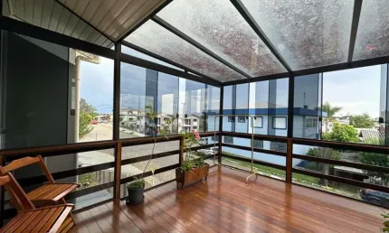 Casa com 2 quartos à venda no Pio X, Farroupilha , 100 m2 por R$ 425.000