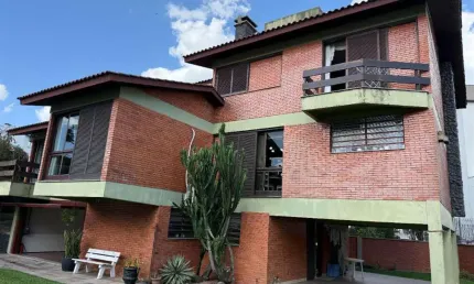 Casa com 4 quartos à venda no Petrópolis, Caxias do Sul , 347 m2 por R$ 1.300.000