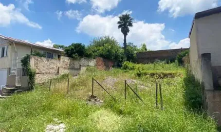 Terreno à venda no Panazzolo, Caxias do Sul  por R$ 490.000