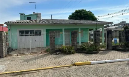 Casa com 3 quartos à venda no belvedere, farroupilha  por r$ 600.000