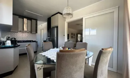Casa com 2 quartos à venda no Nova Vicenza, Farroupilha , 165 m2 por R$ 841.000