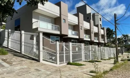Casa com 3 quartos à venda na Colina Sorriso, Caxias do Sul , 180 m2 por R$ 734.900
