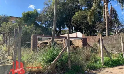 Terreno à venda no Rio Branco, Caxias do Sul  por R$ 449.000
