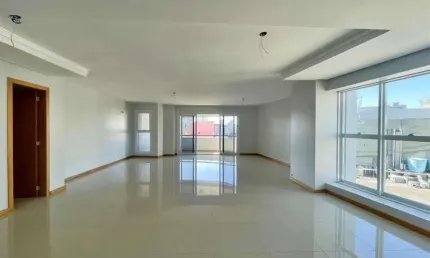 Apartamento com 3 quartos à venda no São Pelegrino, Caxias do Sul , 241 m2 por R$ 1.450.000