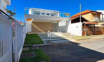Casa com 3 quartos à venda, 350 m² por R$ 1.320.000 - São Pedro - Juiz de Fora/MG
