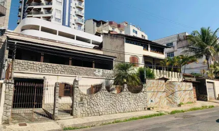 Casa com 4 quartos à venda, 192 m² por R$ 850.000 - Cascatinha - Juiz de Fora/MG