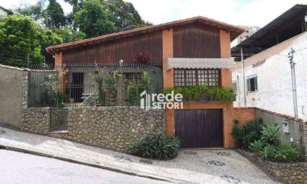 Casa com 4 quartos à venda, 267 m² por R$ 2.800.000 - São Mateus - Juiz de Fora/MG