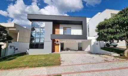 Casa com 4/4 sendo 3 suítes, quintal gramado e espaço gourmet à venda, 317 m² por R$ 1.500.000 - Residencial Alvim - Juiz de Fora/MG