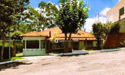 Casa com 3 dormitórios à venda, 230 m² por R$ 990.000,00 - Spinaville - Juiz de Fora/MG