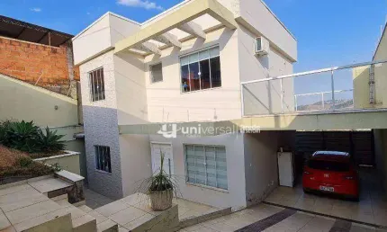 Casa com 2 quartos à venda, 149 m² por R$ 520.000 - Fontesville II - Juiz de Fora/MG