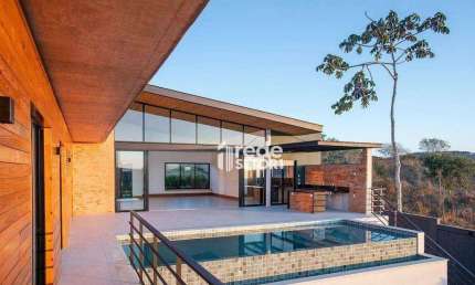 Casa com 4 quartos à venda, 600 m² de R$ 3.490.000 por R$ 2.980.000 - Residencial Alvim - Juiz de Fora/MG