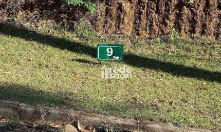 Terreno à venda, 3000 m² por R$ 290.000,02 - Villagio da Serra - Juiz de Fora/MG