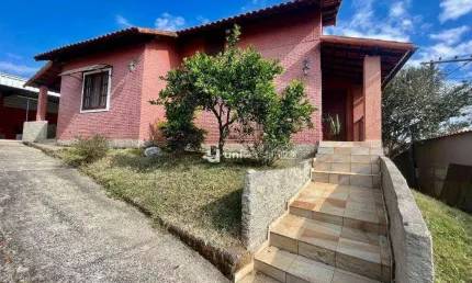 Casa com 3 quartos à venda, 100 m² por R$ 750.000 - Aeroporto - Juiz de Fora/MG
