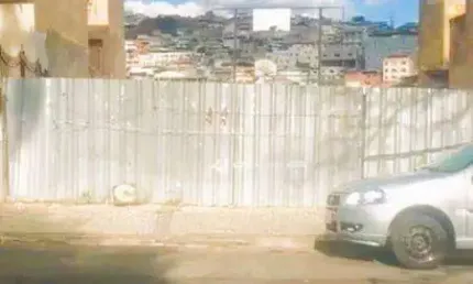 Terreno à venda, 443 m² por R$ 799.900,00 - Bairu - Juiz de Fora/MG