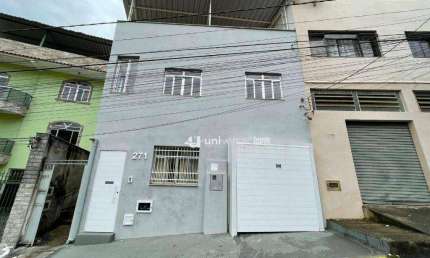Casa com 4 quartos à venda, 235 m² por R$ 630.000 - Democrata - Juiz de Fora/MG