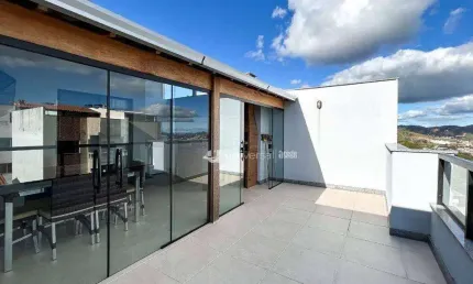 Cobertura com 3 quartos à venda, 163 m² por R$ 550.000 - Vivendas da Serra - Juiz de Fora/MG