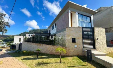 Casa com 4 quartos à venda, 387 m² por R$ 1.995.000 - Estrela Alta - Juiz de Fora/MG