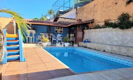 Casa com 4 quartos  à venda, 308 m² por R$ 899.000 - Quintas das Avenidas - Juiz de Fora/MG