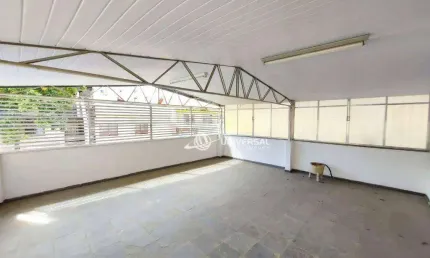 Casa com 3 quartos para alugar, 100 m² por R$ 2.426/mês - Jardim Glória - Juiz de Fora/MG