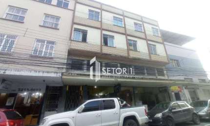 Apartamento com 2 quartos para alugar, 64 m² por R$950,00/mês - Centro - Juiz de Fora/MG