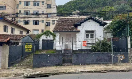 Casa/comercial , 112 m² - de R$650.000 venda por R$ 600.000 ou aluguel por R$ 2.769/mês - Jardim Glória - Juiz de Fora/MG