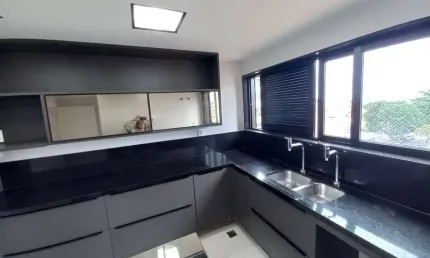Apartamento para Venda em Macaé, Cavaleiros, 4 dormitórios, 4 suítes, 6 banheiros, 3 vagas