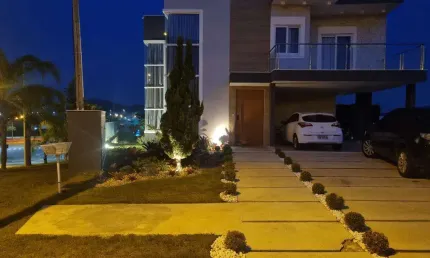Casa para Venda em Rio das Ostras, Alphaville, 4 dormitórios, 1 suíte, 4 banheiros, 4 vagas