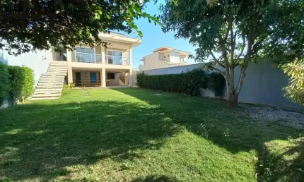 Casa para Venda em Macaé, Vale dos Cristais, 4 dormitórios, 4 suítes, 6 banheiros, 4 vagas