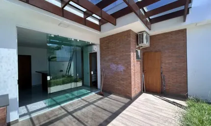 Casa para Venda em Macaé, Lagoa, 3 dormitórios, 3 suítes, 3 banheiros, 2 vagas