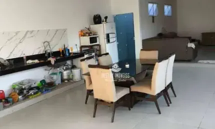 Casa com 3 quartos à venda no Bairro Vigilato Pereira - Uberlândia/MG
