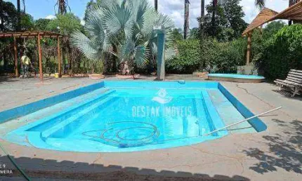 Chácara com 4 quartos à venda no Jockey Camping - Uberlândia/MG
