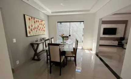 Casa com 3 quartos à venda no Bairro Jardim das Palmeiras - Uberlândia/MG
