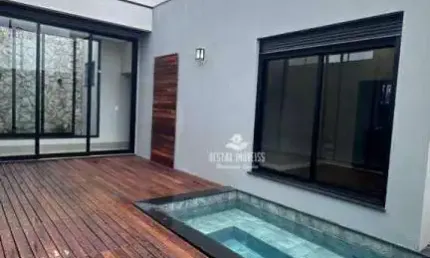 Casa com 3 quartos à venda no Bairro Grand Ville - Uberlândia/MG