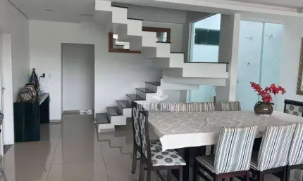 Casa com 3 quartos à venda no Bairro Jardim Patrícia - Uberlândia/MG