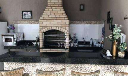 Casa com 3 quartos à venda, bairro Nova Uberlândia - Uberlândia/MG