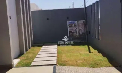 Casa com 3 quartos à venda, bairro Aclimação - Uberlândia/MG