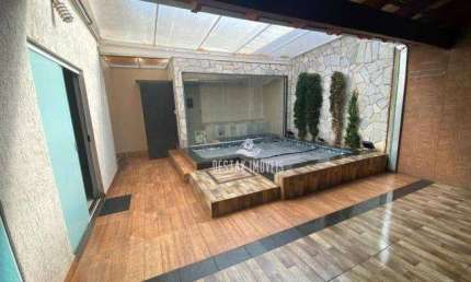 Casa com 3 quartos à venda no Bairro Jardim Inconfidência - Uberlândia/MG