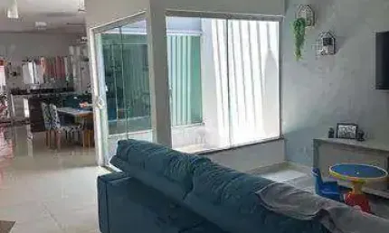 Casa com 3 quartos à venda no Bairro Jardim Europa - Uberlândia/MG
