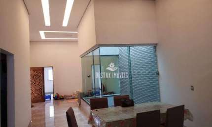Casa com 4 quartos à venda no Bairro Jardim Holanda - Uberlândia/MG