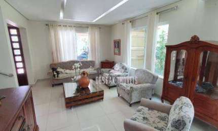 Casa com 4 quarto à venda no Bairro Lagoinha - Uberlândia/MG