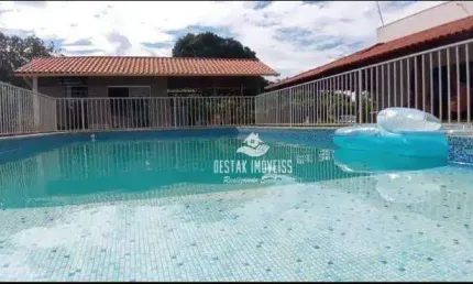 Chácara com 3 quartos à venda no Jockey Camping - Uberlândia/MG