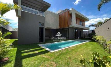 Casa com 4 quartos à venda no Condomínio Jardim Versailles - Uberlândia/MG